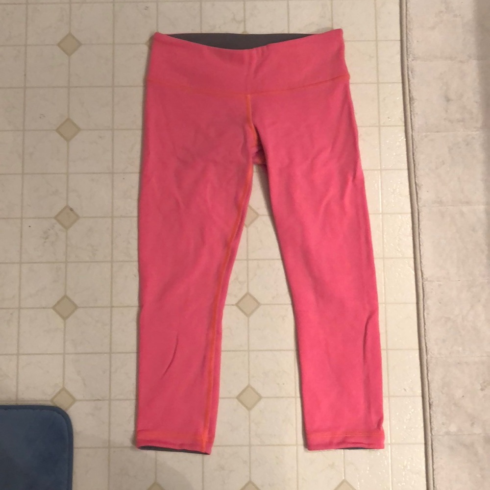 Gray/Pink lululemon reversible crops. Like new!